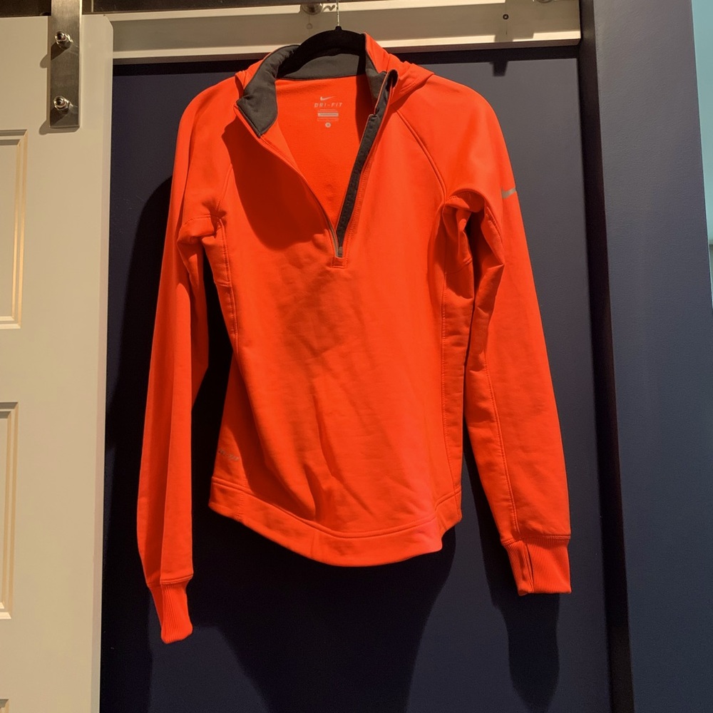 Nike pullover hoodie